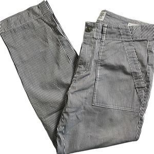 Gap Woman’s Sz 8 Girlfriend Khaki Pants Stripe White Gray Stretch Pockets